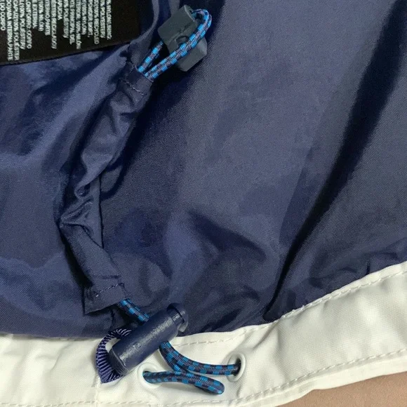 The North Face Women’s Snow Jacket SZ Medium - Picture 9 of 16